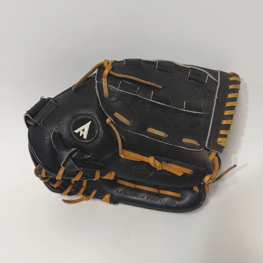 Armstrong 12.5 Inch Fielder's Glove Baseball North American Steer Leather RHT